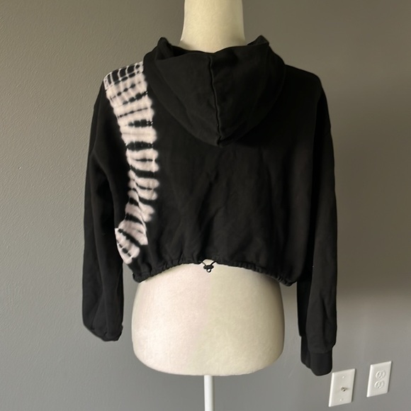 Heroine Sport Black Tie Dye Zip Up Cropped Hoodie - Picture 5 of 8